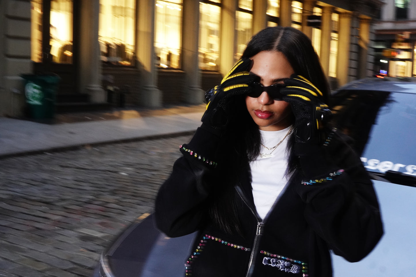 Perloclub Gloves-007YW